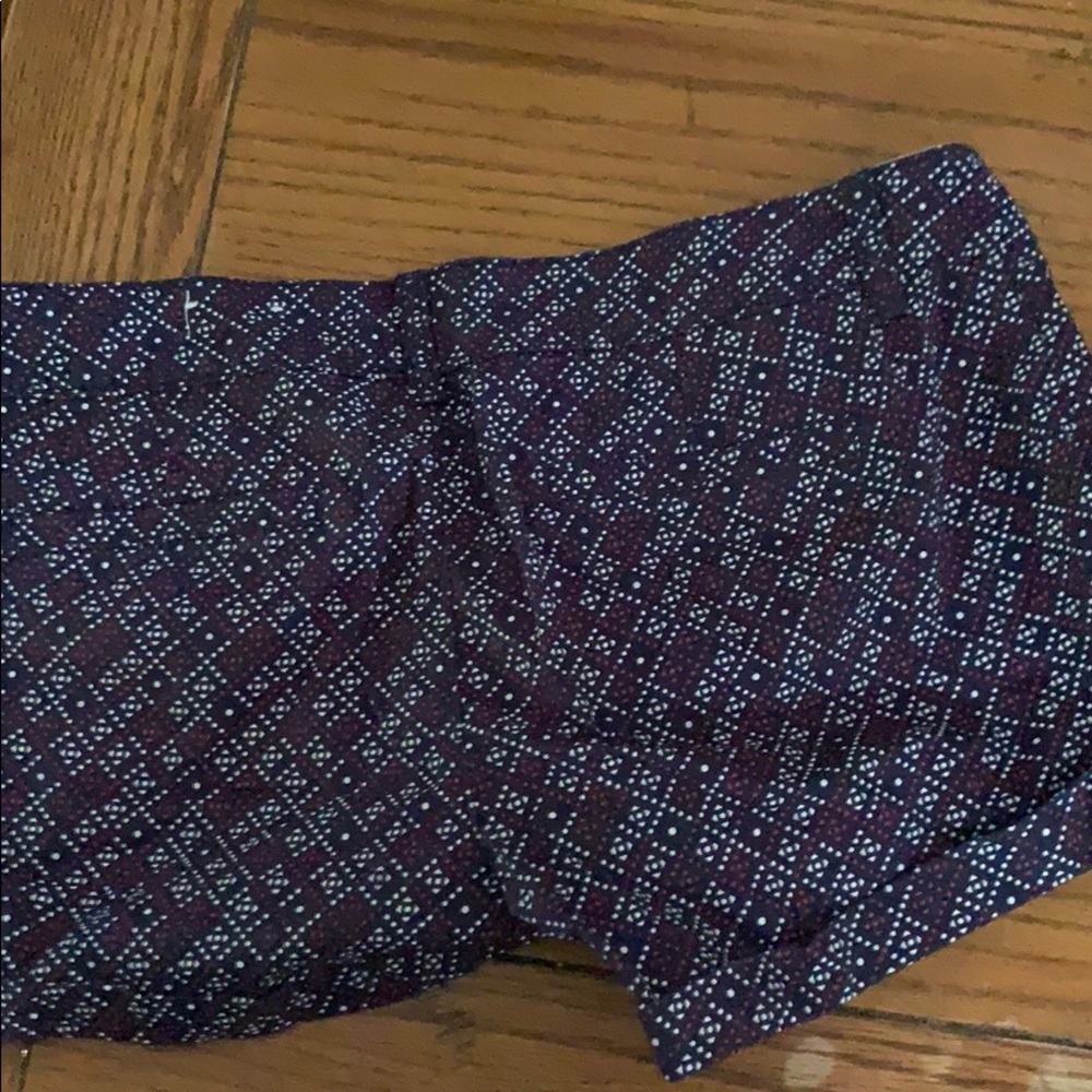 Patterned shorts - Picture 2 of 3